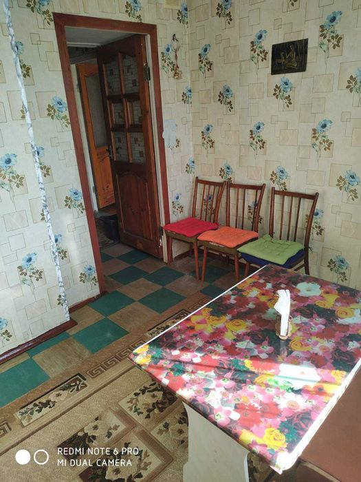 Продам однокомнатную квартиру в Краматорске на Лазурном