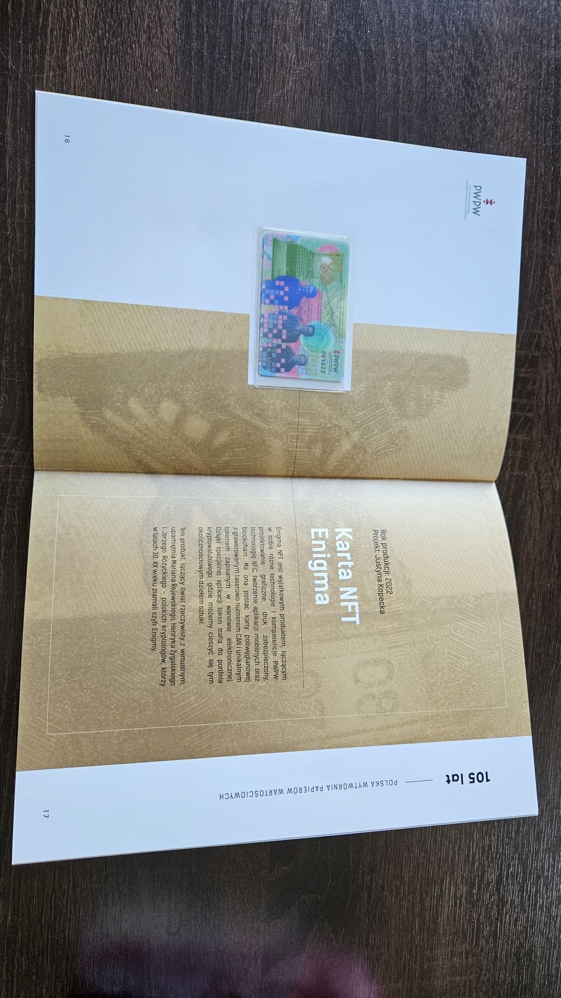 Interaktywny album 105 lat PWPW banknoty chaplin