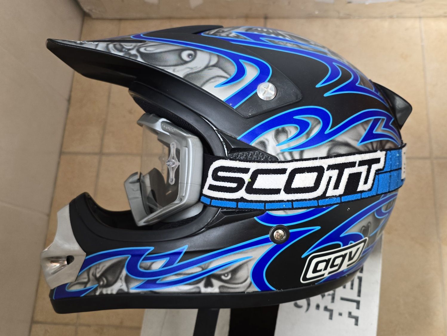 Capacete AGV RC5 tam. M Com óculos