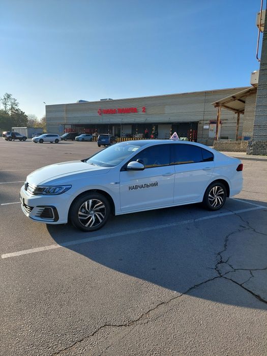 Інструктор з водіння коробка Автомат уроки вождения