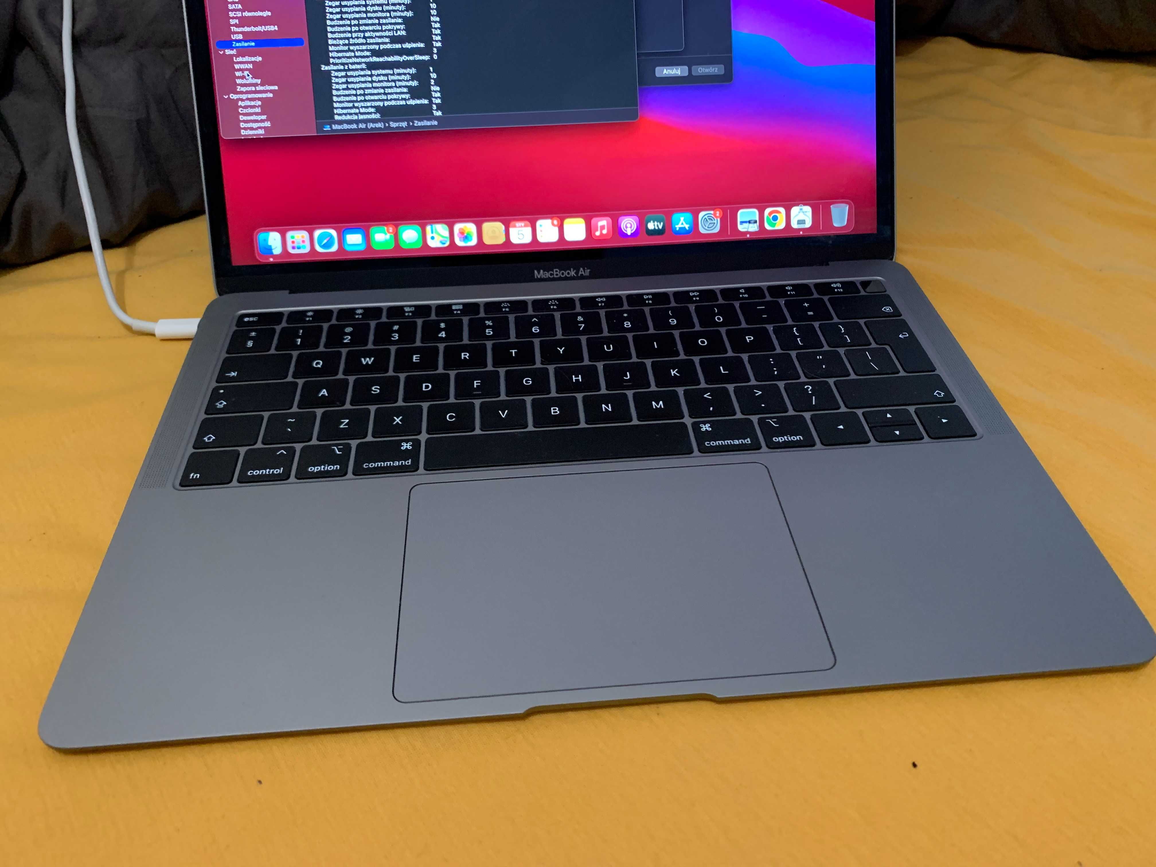 Macbook air 13, jak nowy