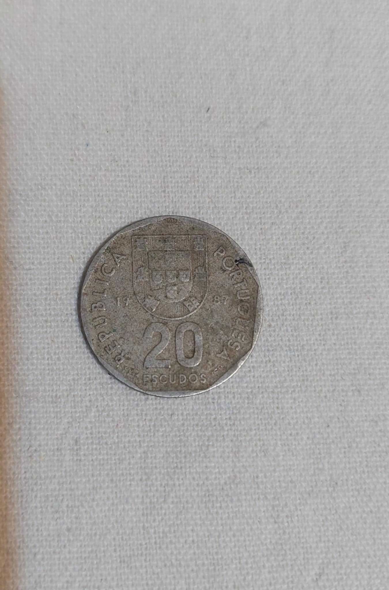 Moeda 20 escudos portuguesa