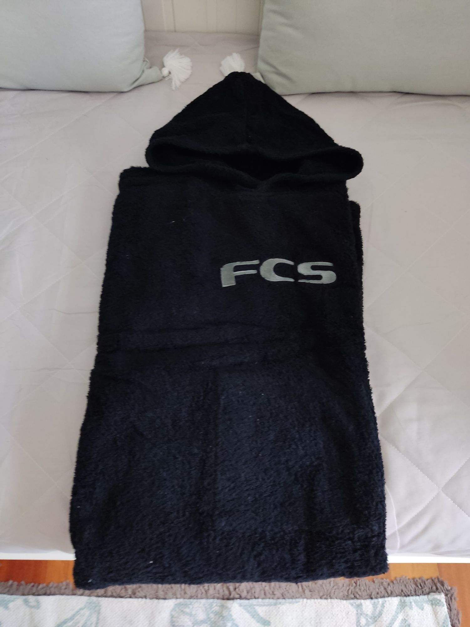 Poncho adulto surf FCS