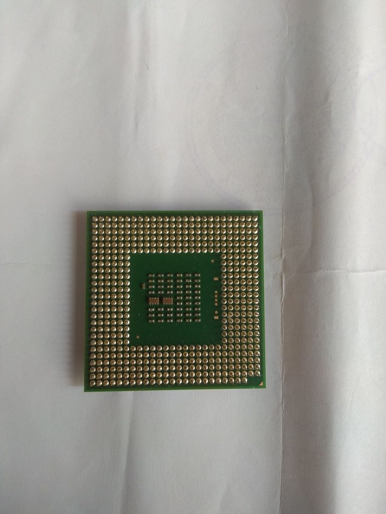 Процесор CELERON
2.26GHZ