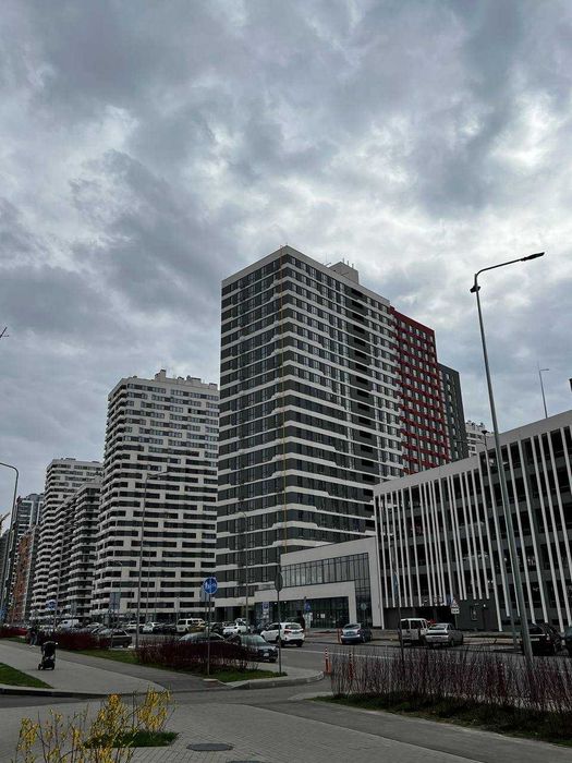 Продаж 3к (89м2) ЖК Варшавський 3,буд.10.10