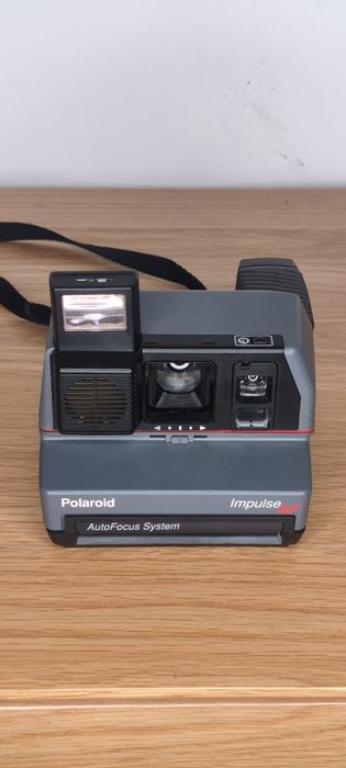 Polaroid Impulse AF – aparat natychmiastowy, AutoFocus