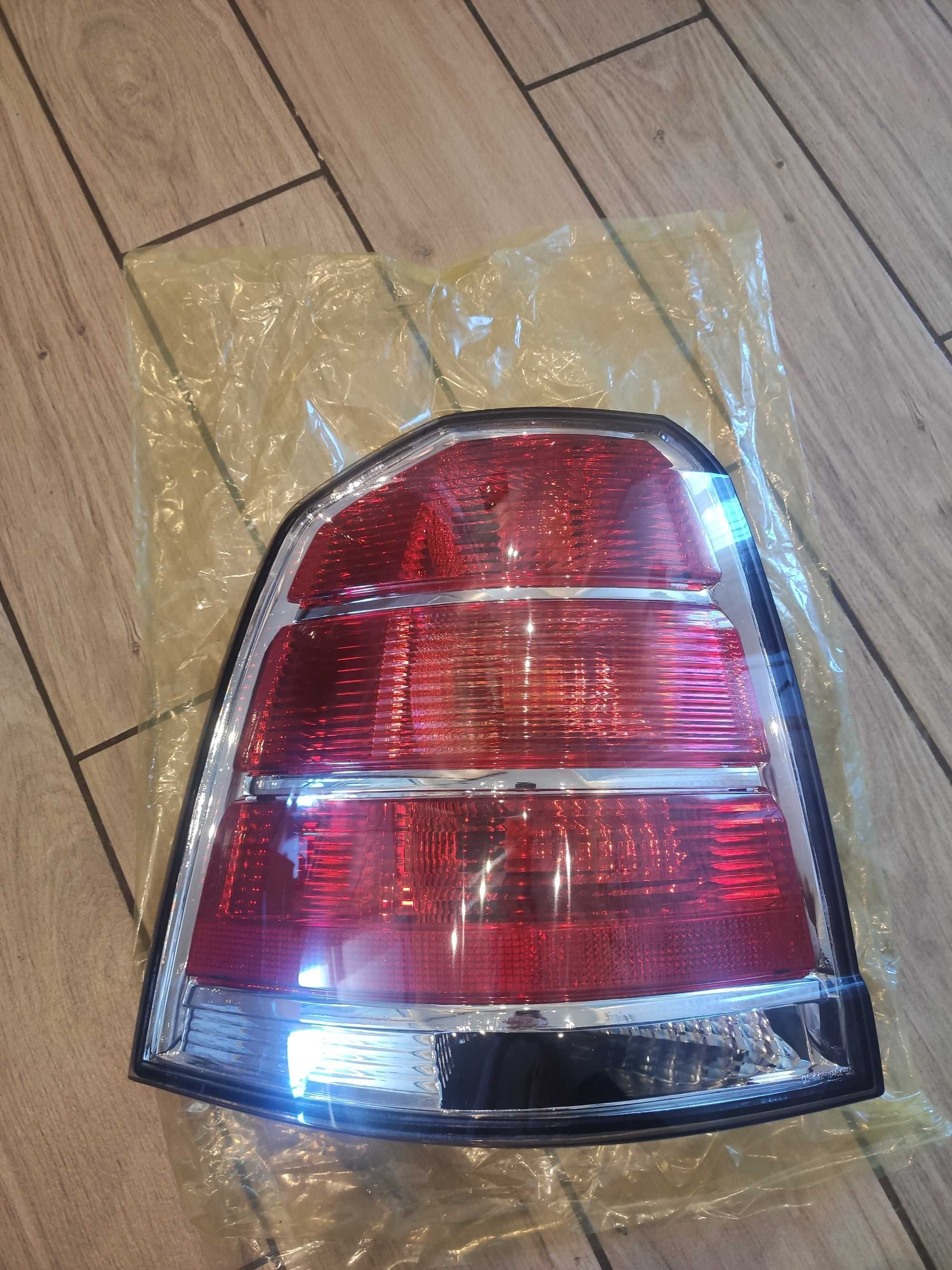 OPEL ZAFIRA B II 05-08 nowe lampy tylne komplet lewa i prawa