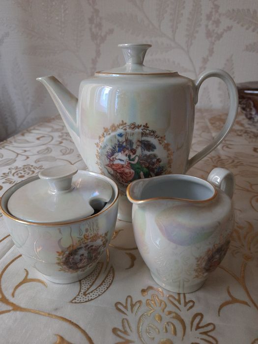 Ваза, чашки 300мл, Хрусталь  стопки, бокалы Чехословакия, сервиз Мадон