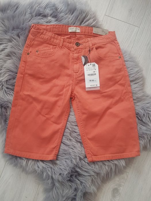 Jednobarwne jeansy Zara w rozm 152