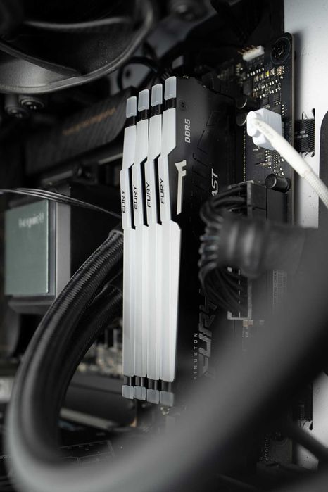 Wydajny komputer do pracy kreatywnej – i9 14900/RTX 4090/128GB/2TB