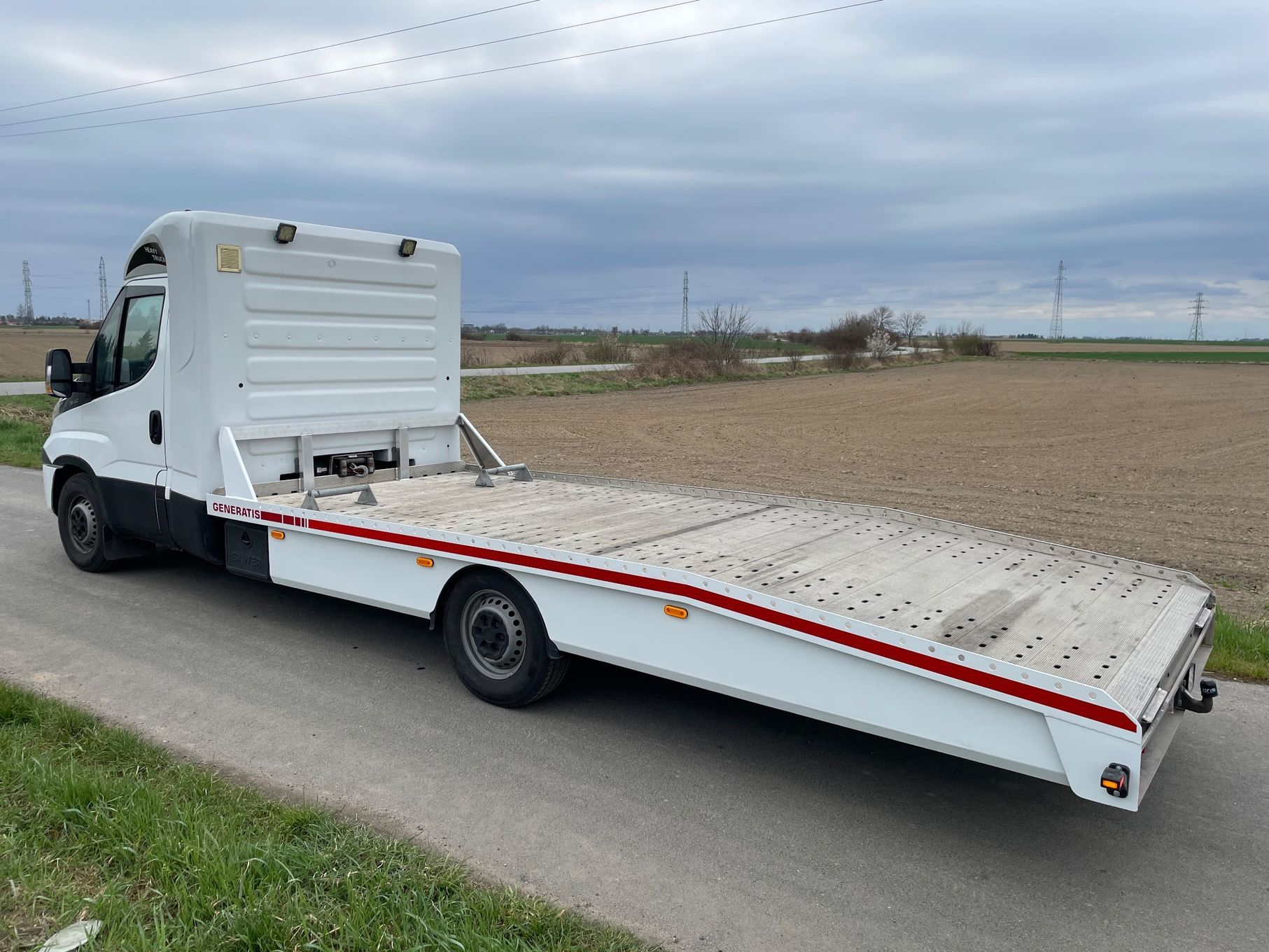 Iveco 35S18 Autolaweta  Autolaweta aluminiowa 5.2m, podwójna sypialnia, pneumatyka