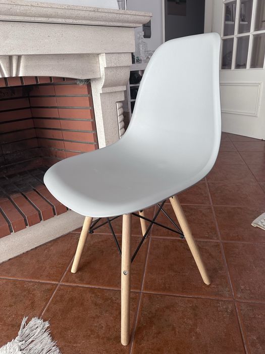 Cadeira cinza nordica