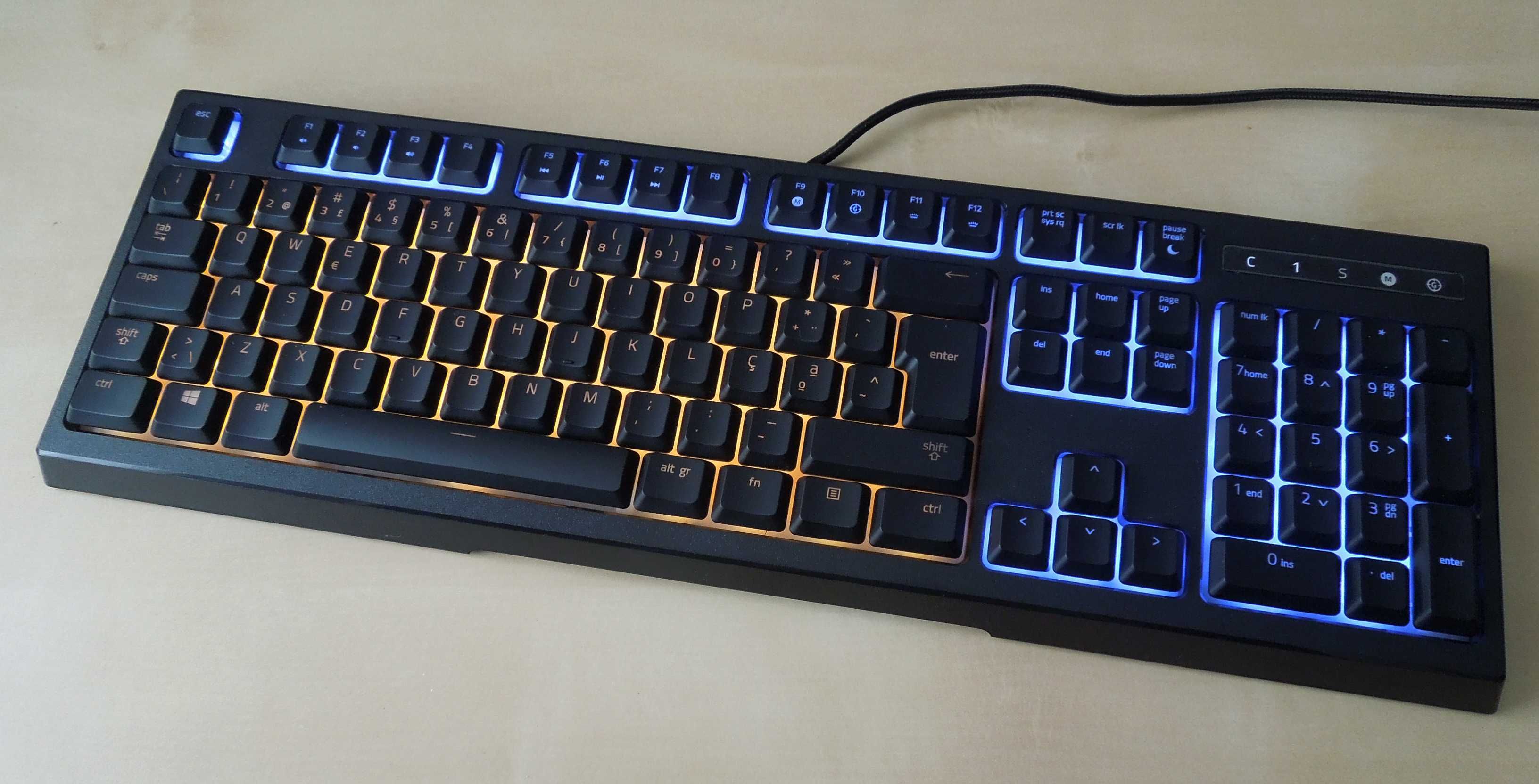 Teclado Gaming Razer Ornata Chroma