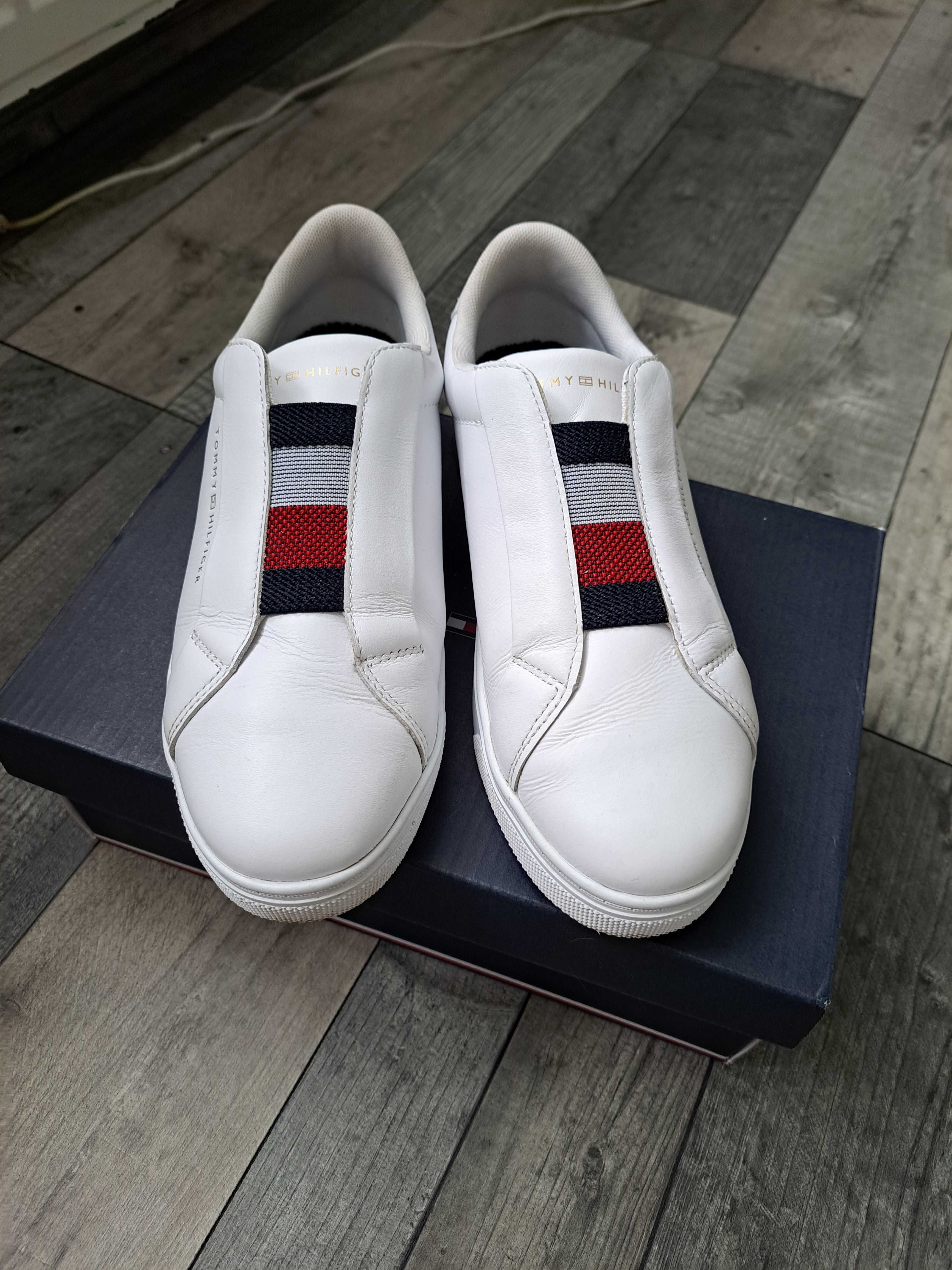 Tommy Hilfiger trampki