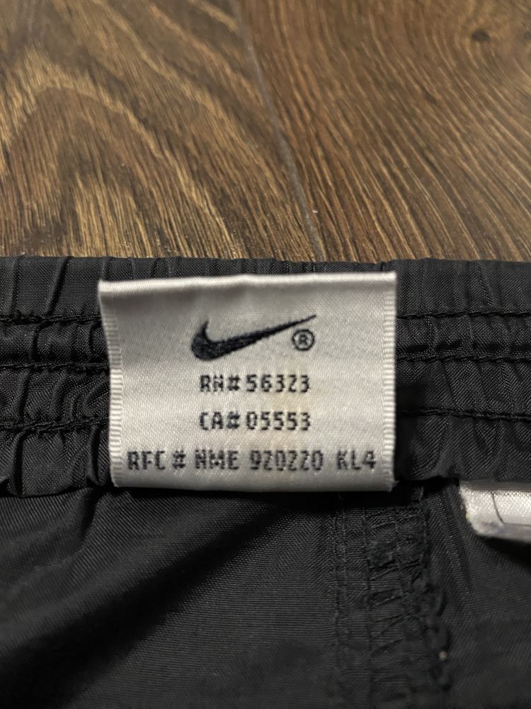 Штани Nike нейлонові