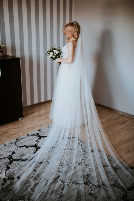 Suknia ślubna Annais Bridal+długi welon