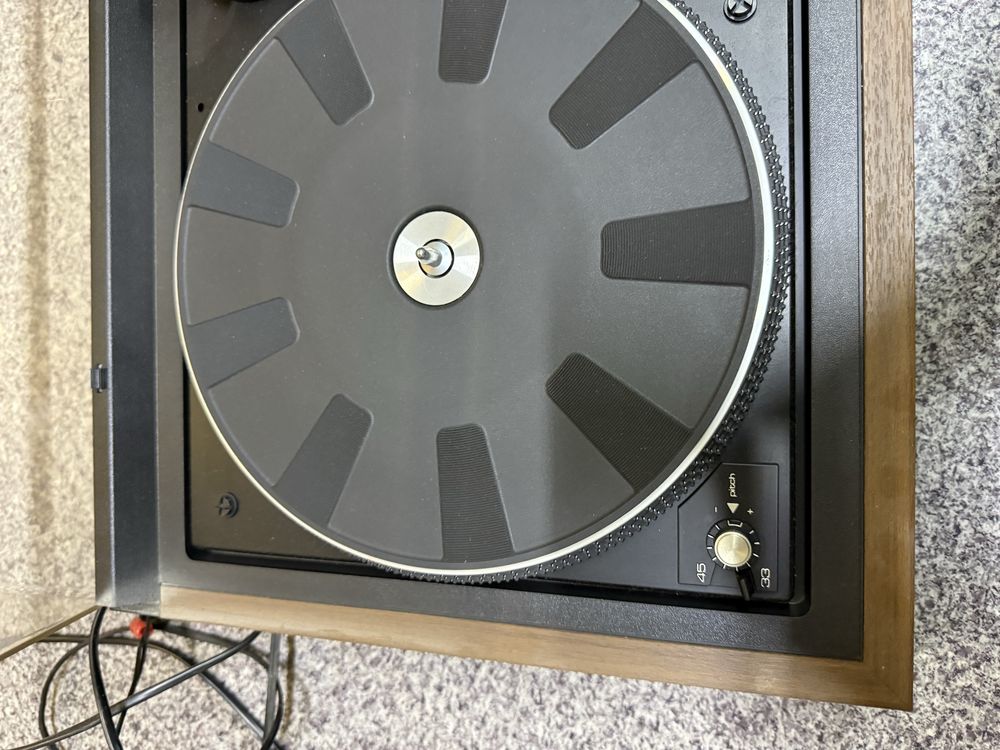 Gramofon Dual 1237