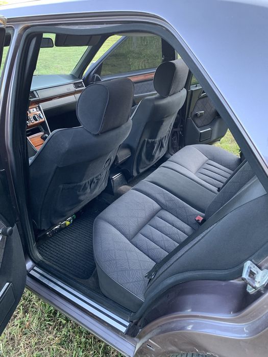 Продам Mersedes-Benz 124) 1995