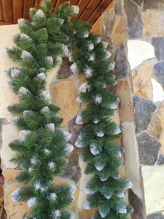 Гірлянда новорічна Снігова Королева 2,9 м