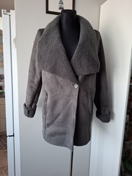 Elegancki kożuszek dłuższy jesien zima 36/38