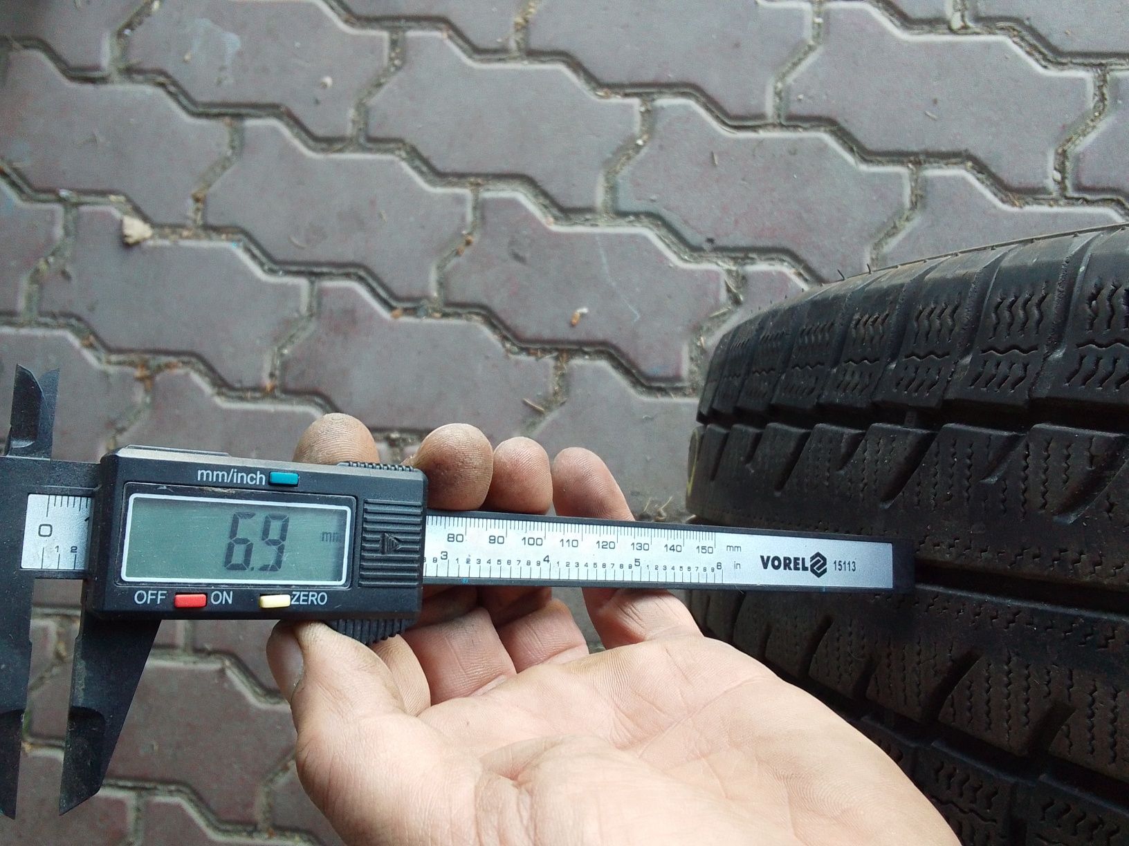 Opona zimowa 215/70r15C CHENGSHAN 7mm