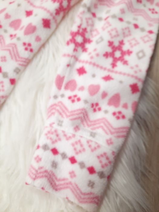 Флісовий теплий кігурумі з зимовим принтом для дівчаток