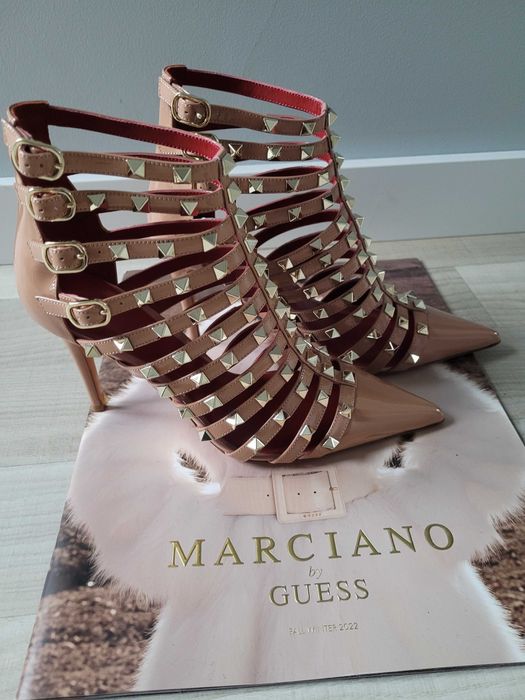 Szpilki beżowe/ Sylwester/ Czółenka na obcasie.