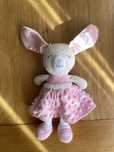 Coelhinha de peluche