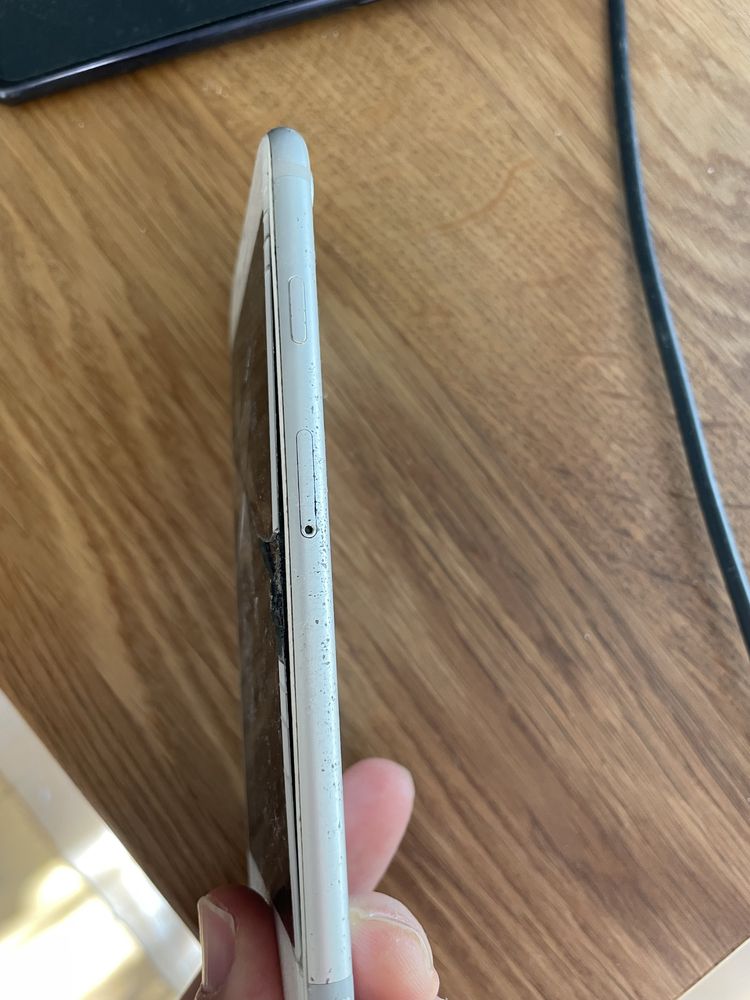 Iphone 7, 32 на запчастини