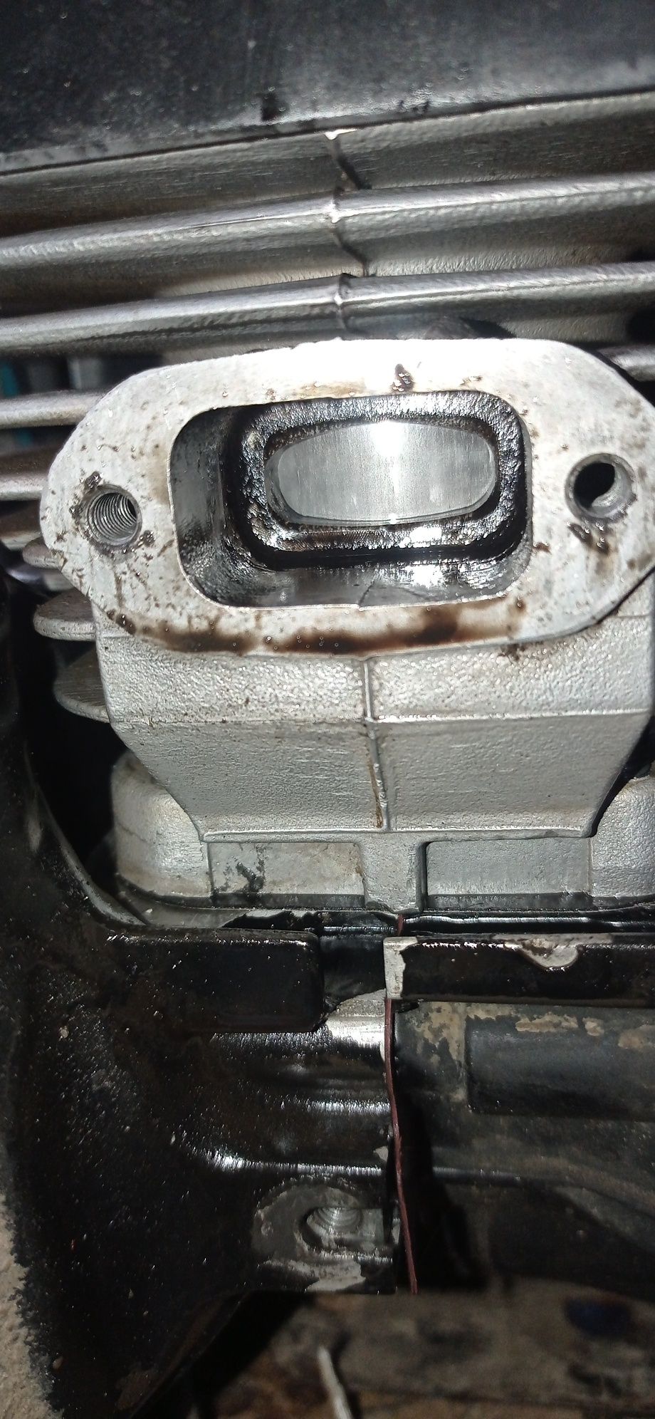Piła do betonu, przecinarka spalinowa  Makita ek6101
