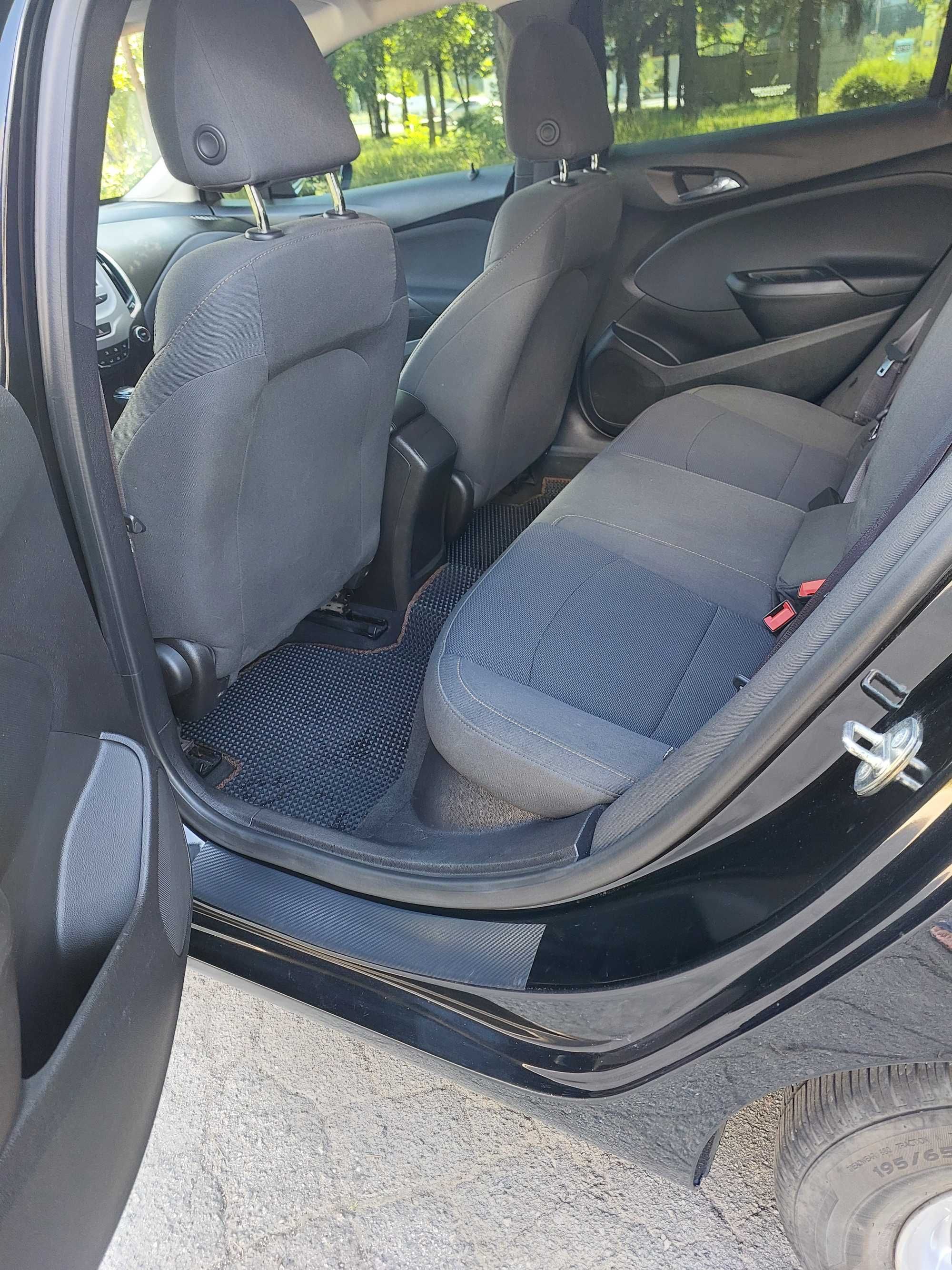 Chevrolet Cruze 1,4 2016 года