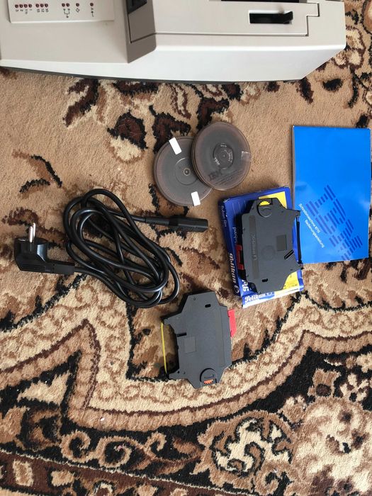 IBM 6715 elektryczna maszyna do pisania