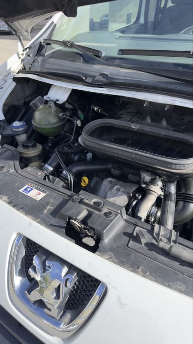 Peugeot expert 2009, 298.000km, peneus 90%, revisão feita