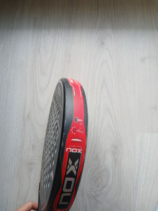 Raquete NOX AT 10 Genius 18K + GRIP CUSTUM NOX NOVO