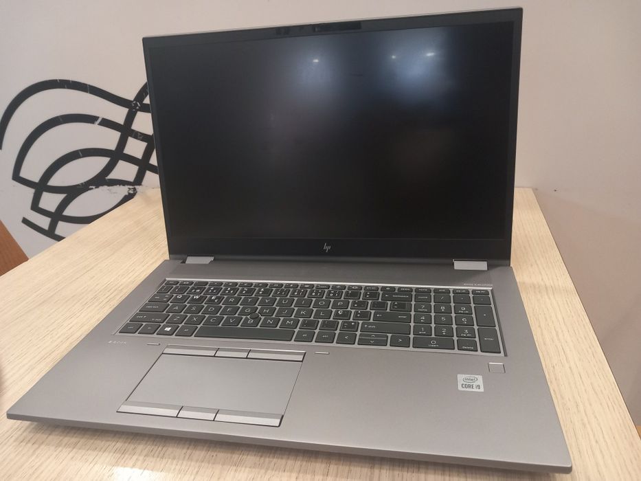 HP zbook 17 G7 fury,  I9, 64GB ram, 1T SSD, RTX3000, super pc