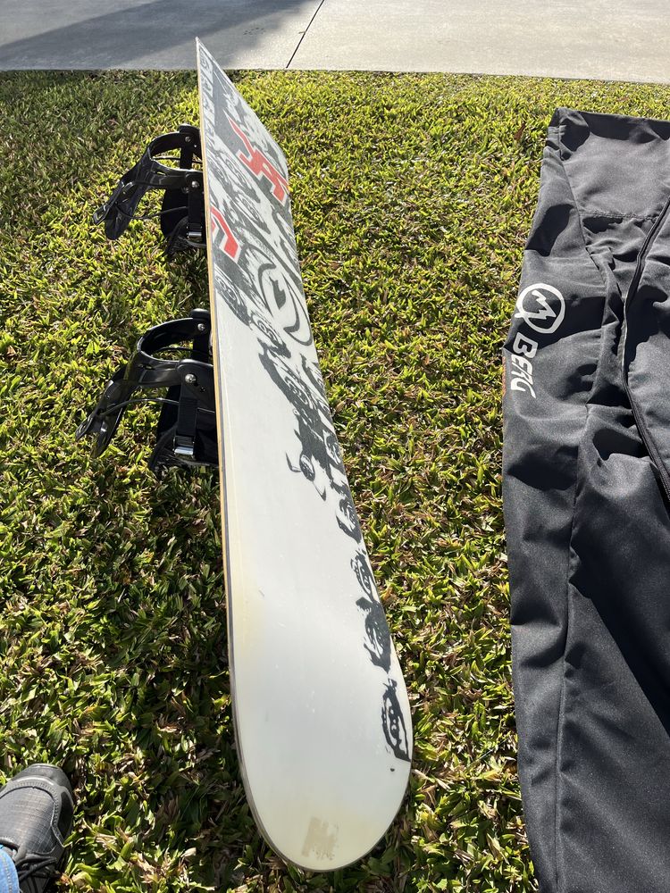 Prancha de snowboard Ligh Board Corp