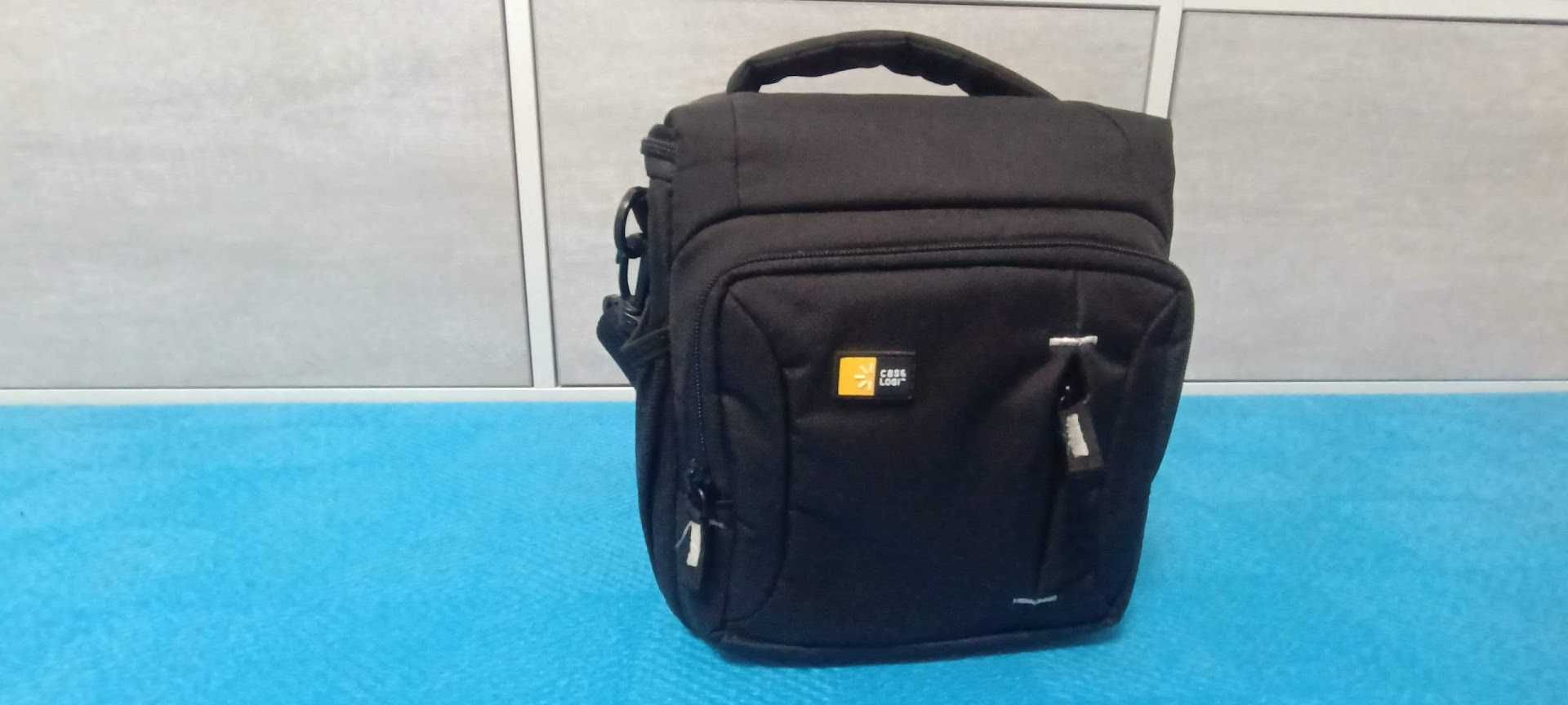 Чохол для фотоапарата Case Logic Camera Shoulder Bag Black TBC-409