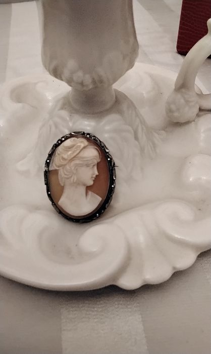 Vintage Kamea  broszka i wisior naturalna muszla