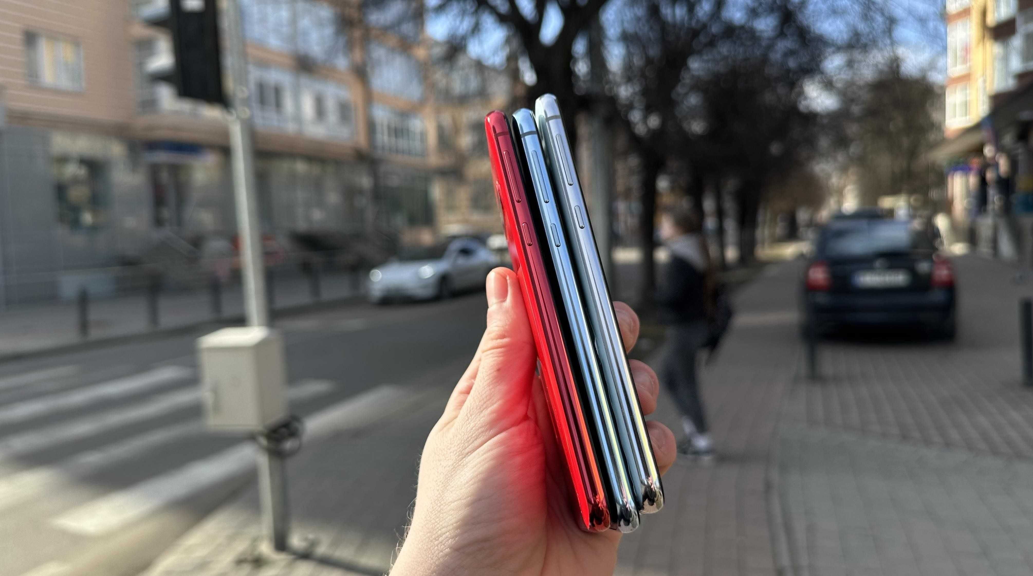 Магазин Samsung Galaxy S10e 6/128GB Blue/Red/White/Black Гарантія