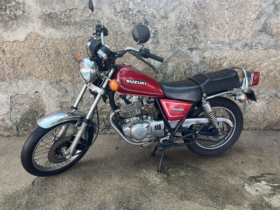 Suzuki gn 250  ano 1993 ( reservada)