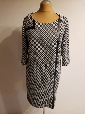 Dzianinowa sukienka KMX Fashion roz.44