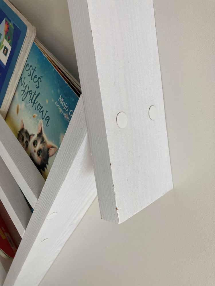 Półka na ksiazki domek biblioteczka