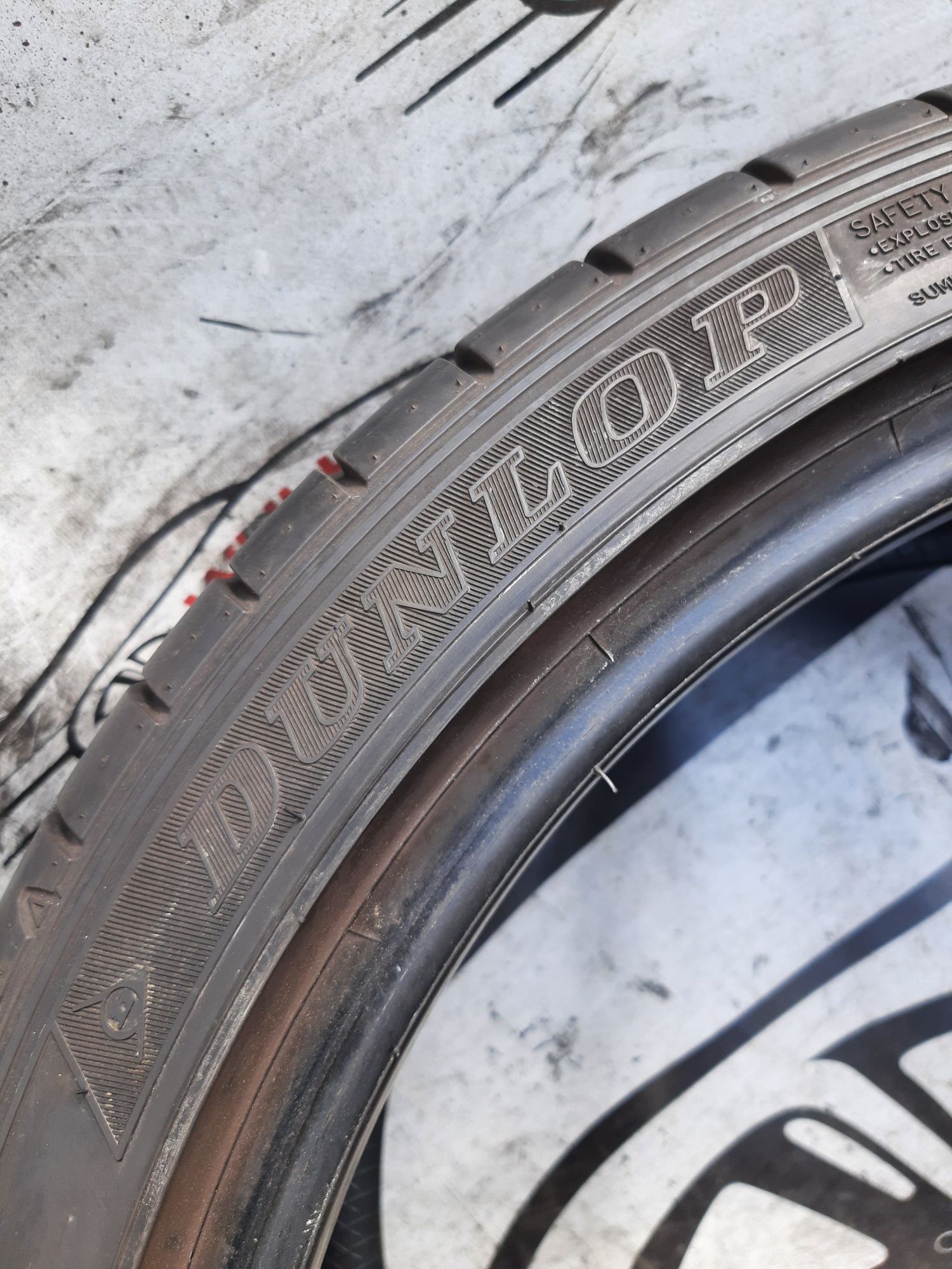 2x 255/35r18 90Y Dunlop SP Sport Maxx 050