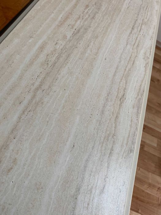 Mebel konsola / Konsola meblowa o wymiarze 76x30x76 w kolorze beżowym