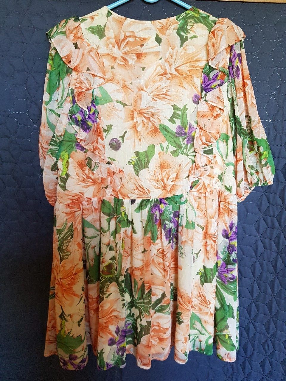 Piękna kwiatowa sukienka H&M rozmiar M z metką