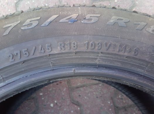 Używana para opon zimowych 275/45R18 Pirelli Sottozero II (NO)