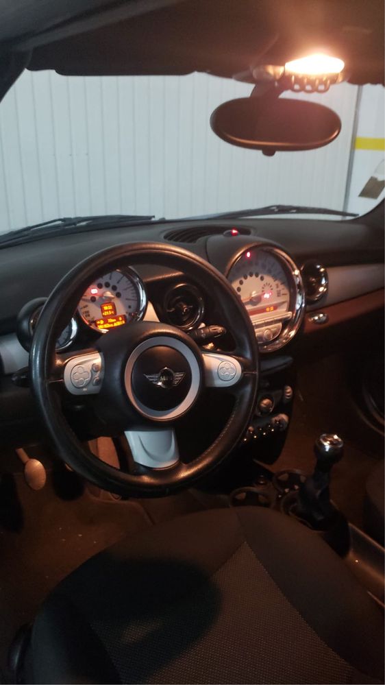Mini cooper aceito troca por moras 600 acima