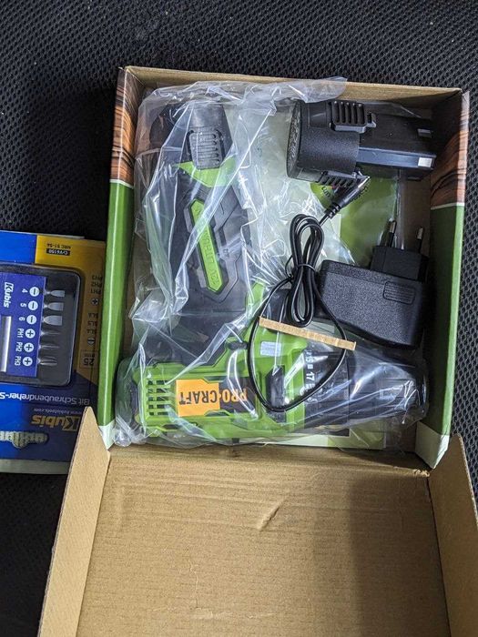 Шуруповерт Procraft PA12Li Compact 12V | Новий 2 акумулятори Набір біт