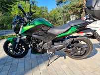 Bajaj Dominar 400 Bajaj Dominar 400/ Bruzer, KTM Duke