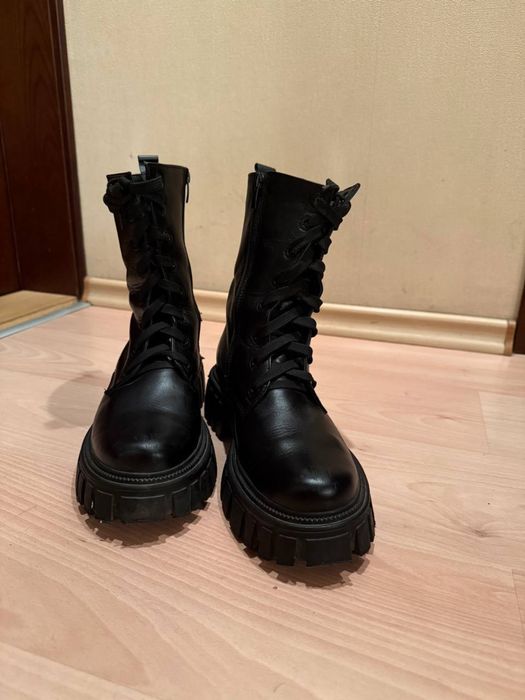 Зимові жіночі черевики з хутром